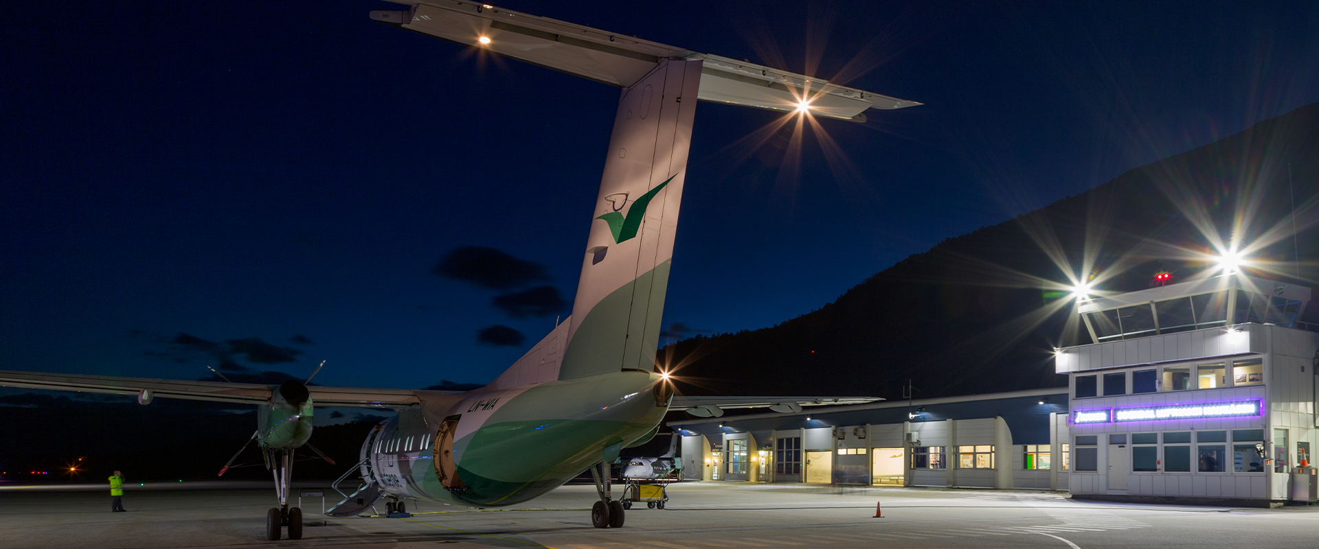 AEC airport lighting