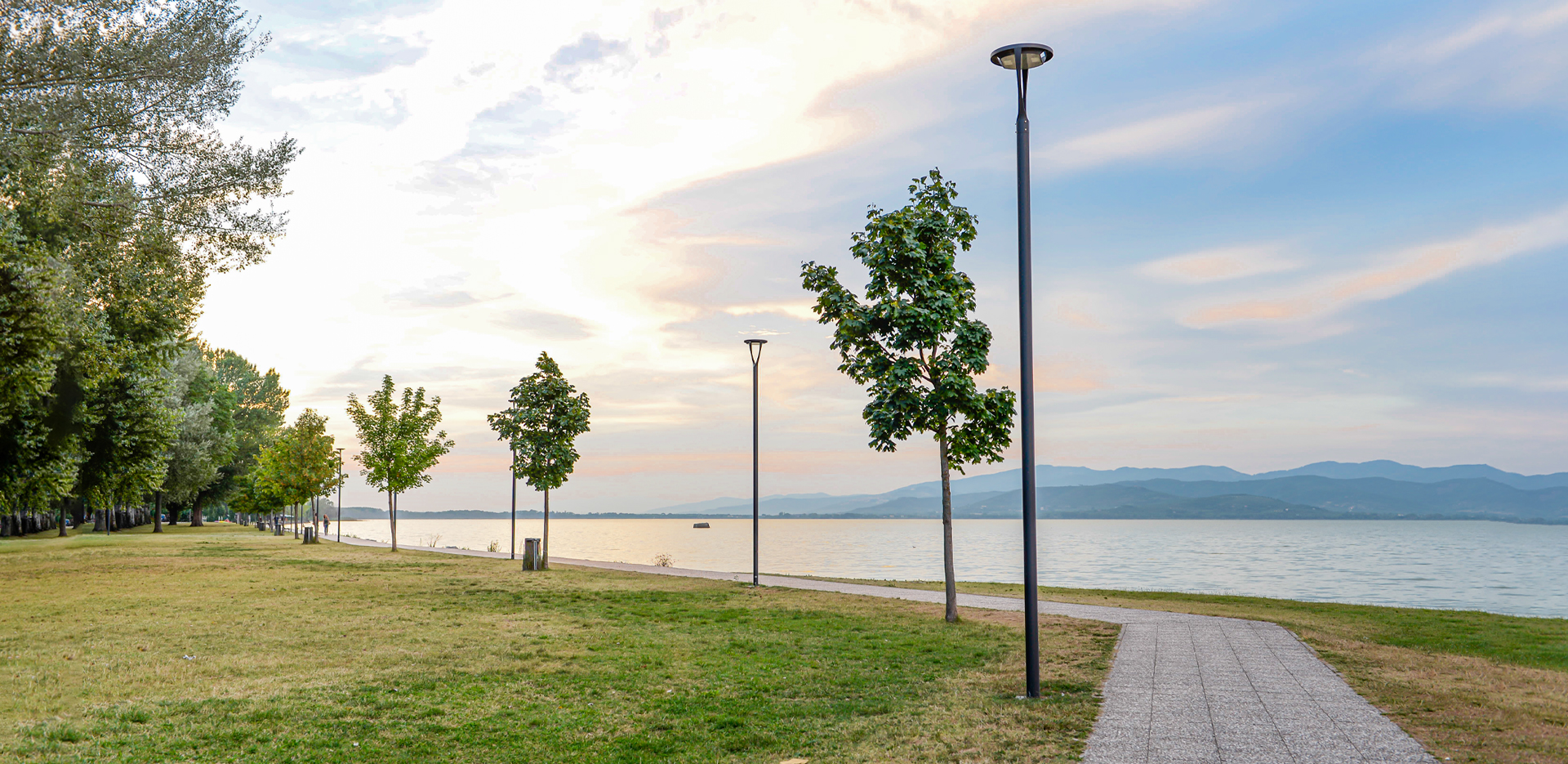 Luminaires for urban park lights