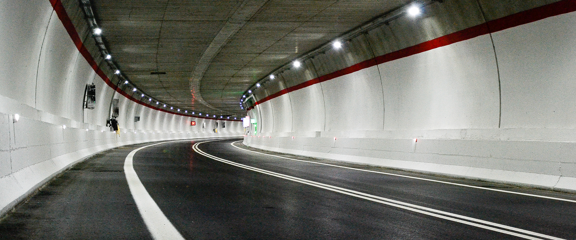 LED lighting of Valnerina Tunnel