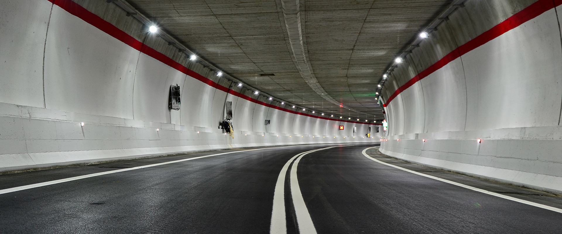 LED lighting of Valnerina Tunnel