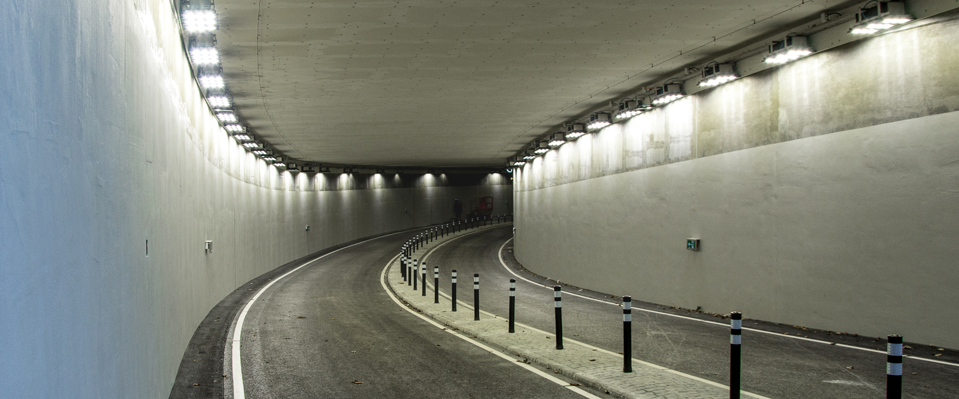 LED tunnel lights in the Køge Tunnel