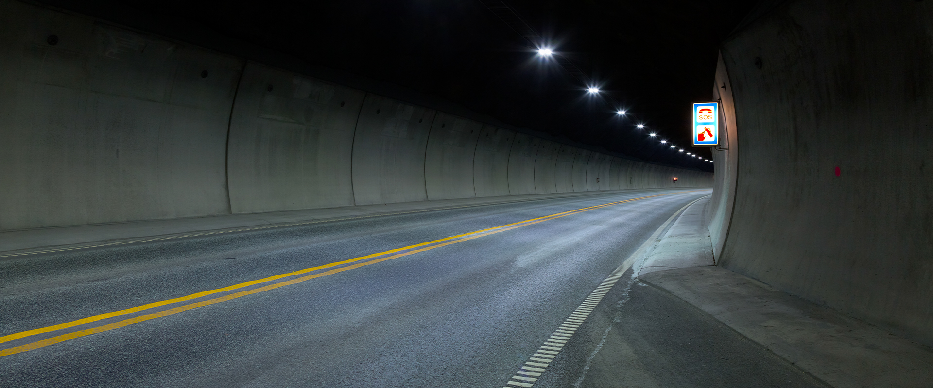 LED tunnel floodlight