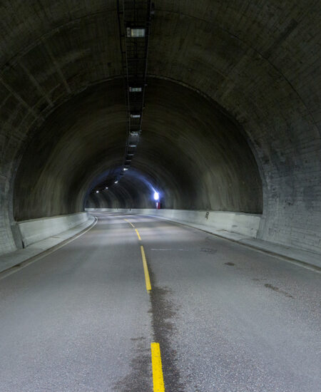 LED tunnel lighting systems