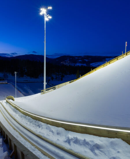 ski sopes lighting