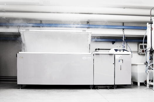 Test de corrosion au brouillard salin dans les laboratoires AEC Illuminazione